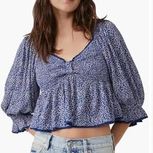 Free People Brittnee Blue Floral Puff-Sleeve Smocked Peplum Crop Top Size M